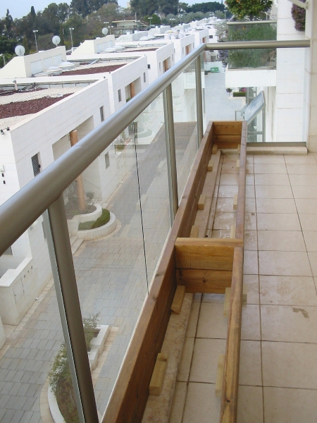 Как сделать деревянные кадки на балконе (Черняков)