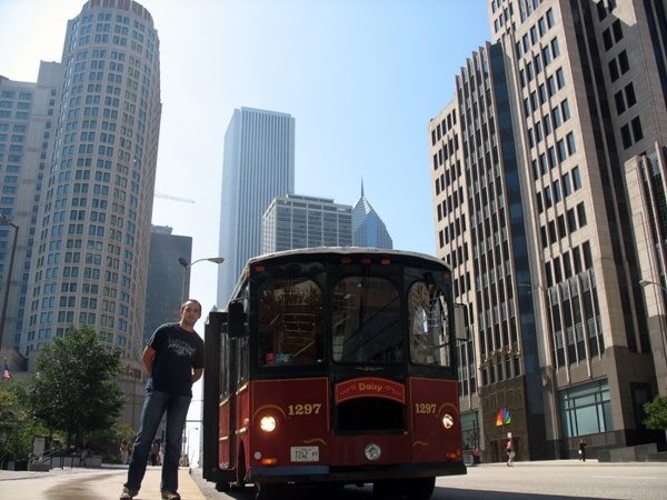 фотография Чикаго, экскурсионный автобус и Черняков