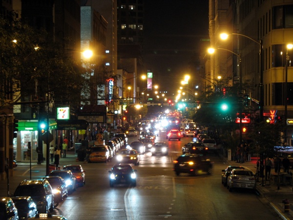 фотография ночного города Чикаго
