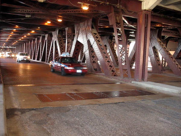 многоуровневые дороги и многоэтажные мосты в Чикаго