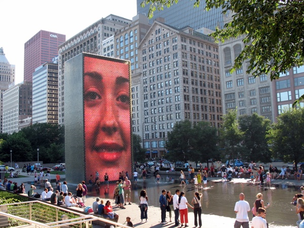Чикаго, Кроун фонтан экран