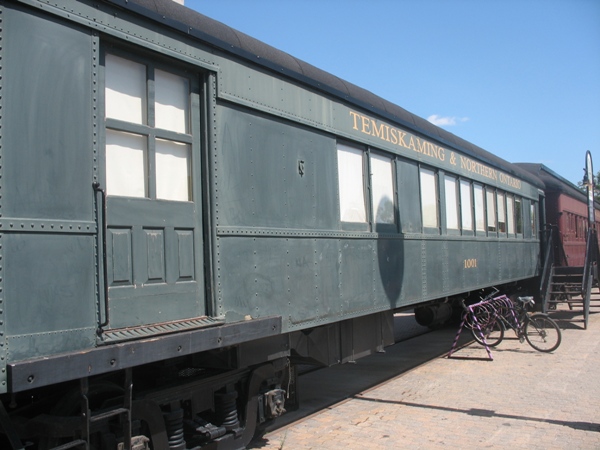 Форкс Маркет, Виннипег. Древний железнодорожный вагон