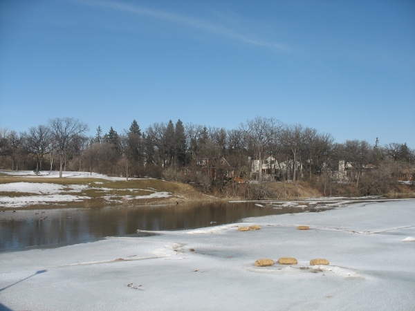 фотографии Виннипега, погода и весна, Ассинибоин парк. Assiniboine Park, Winnipeg
