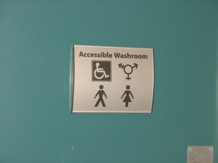 Университет Виннипега туалет для транссексуалов University of Winnipeg UWSA