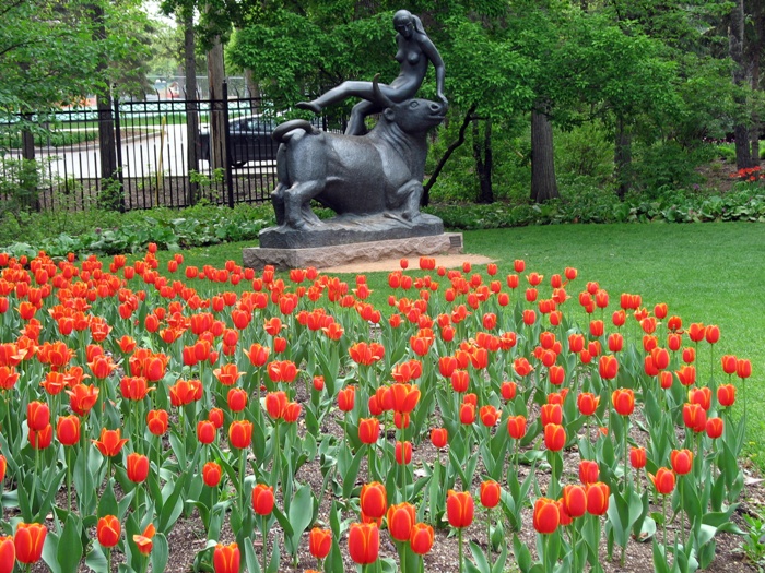 Виннипег погода в Виннипеге весной Ассинибоин парк тюльпаны