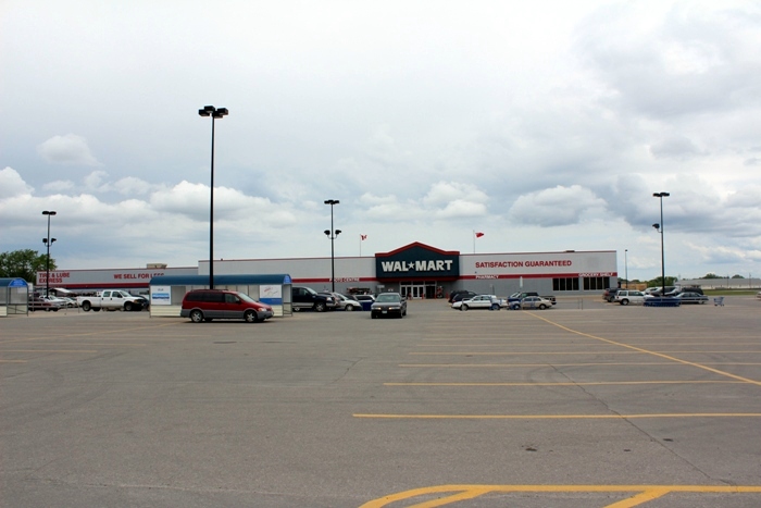 Винклер Манитоба Вол-Март Winkler Manitoba Wal-Mart