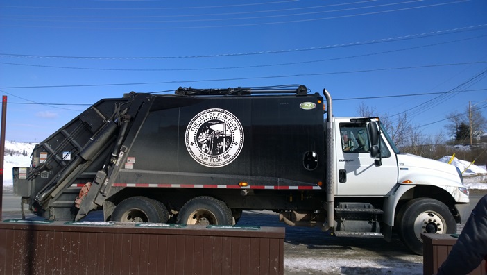 Флин Флон Манитоба мусорная машина Flin Flon Manitoba