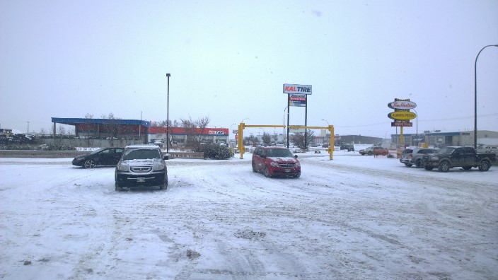 Виннипег Тимхортонс погода зима и снег Winnipeg Timhortons